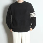 Men's round-neck knitted sweater.