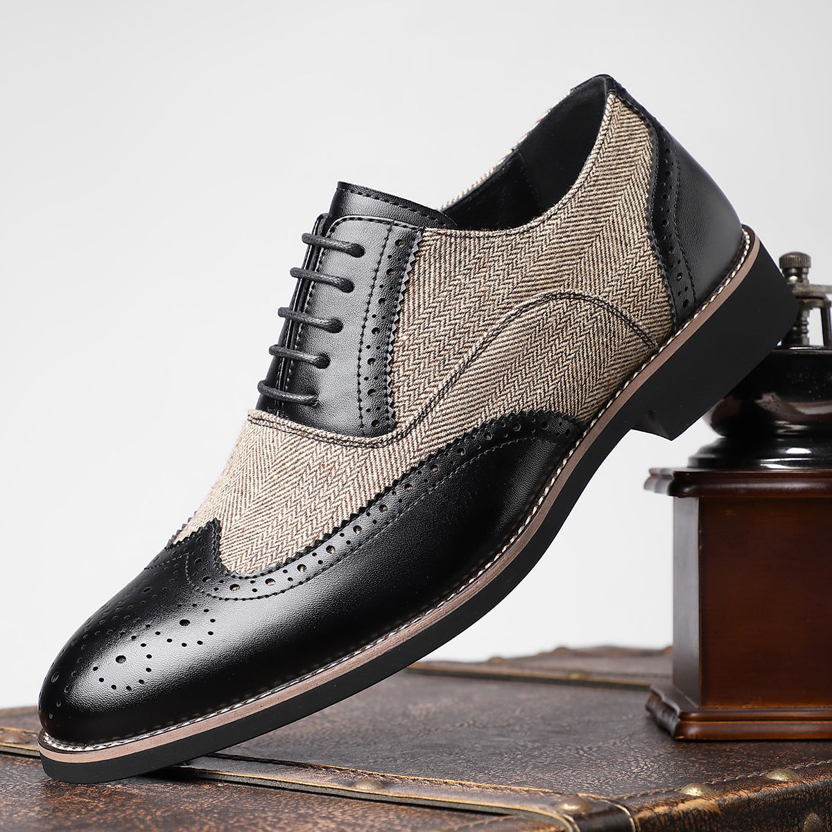 Men's Tweed-Panel Wingtip Brogues