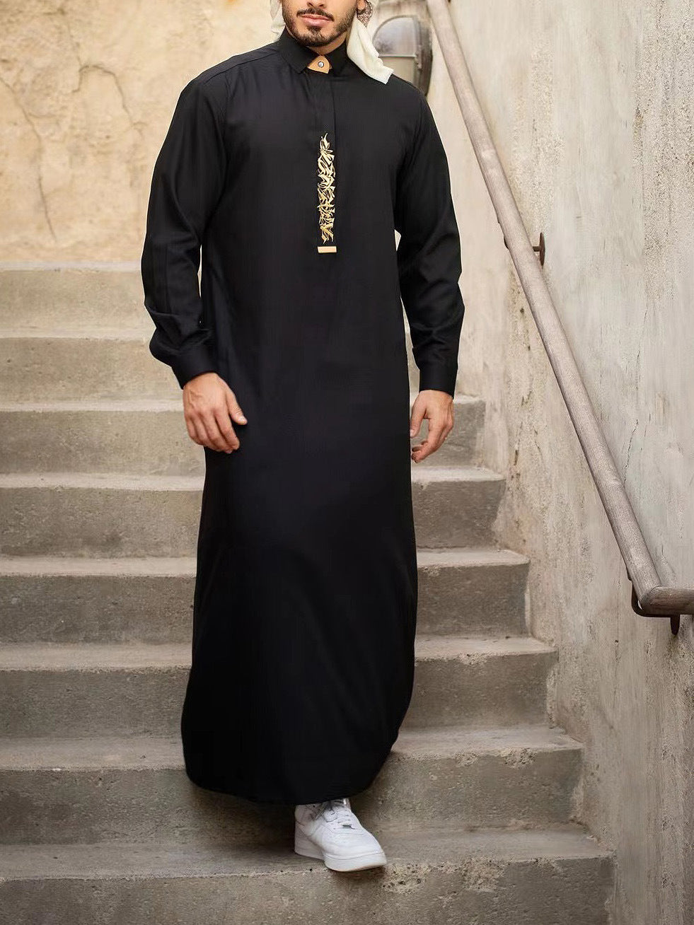 Embroidered Moroccan Thobe (Djellaba Style)