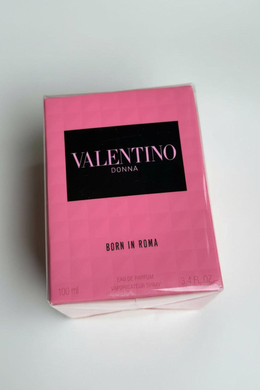 Valentino Donna Born in Roma